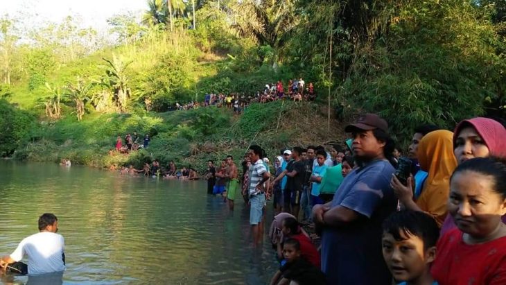 Suasana lokasi tenggelamnya seorang pemuda di Sungai Likulohe, Bulukumba.