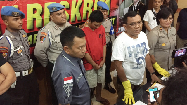 Kasat Reskrim Polres Jakpus AKBP Tahan Marpaung saat Press release pembunuhan Nurhayati di Polres Jakpus, Minggu (6/1).  (Foto:kumparan)