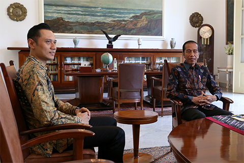 (Jokowi dan AHY di Istana Bogor, foto: jpnn)