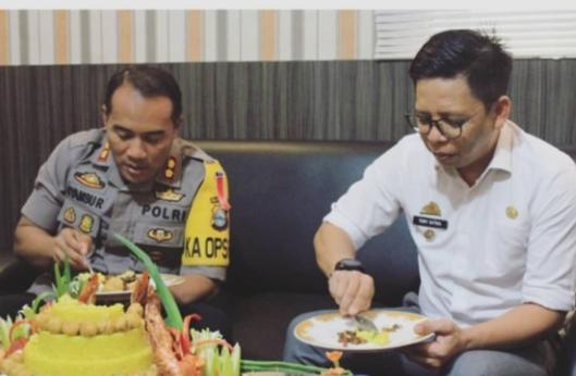 Kapolres Bulukumba AKBP Syamsu Ridwan bersama Wakil Bupati Bulukumba, Tomy Satria Yulianto