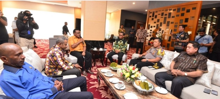 Ketua Pokja Adat Majelis Rakyat Papua Temui Gubernur Sulsel