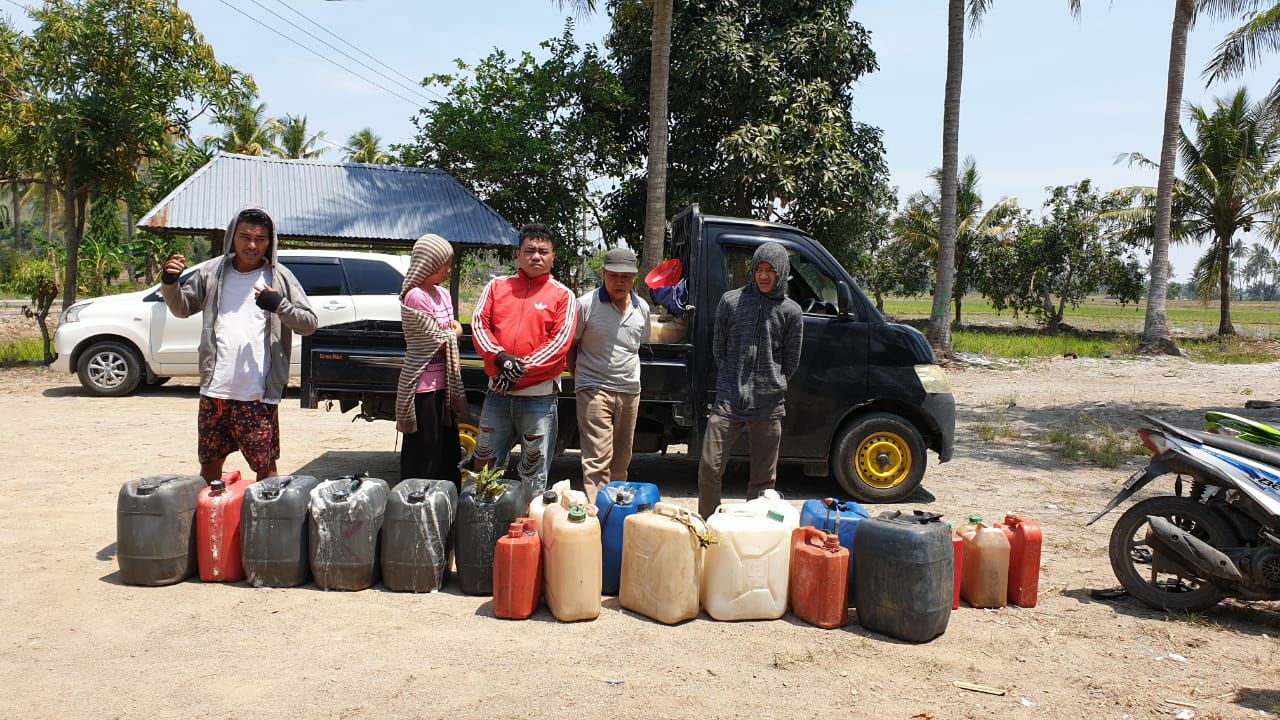 6 Orang Pria Penjual Ballo di Pinrang Diringkus Bersama 605 Liter Barang Bukti