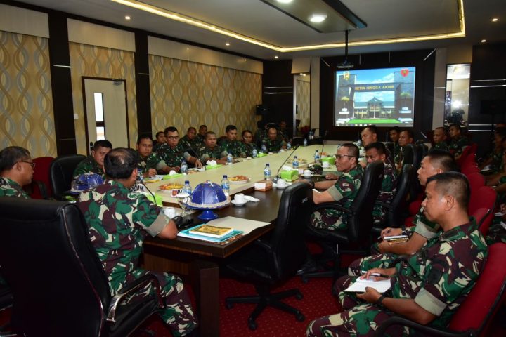 Pangdam  Hasanuddin Dengar Visi dan Misi Komandan Satuan