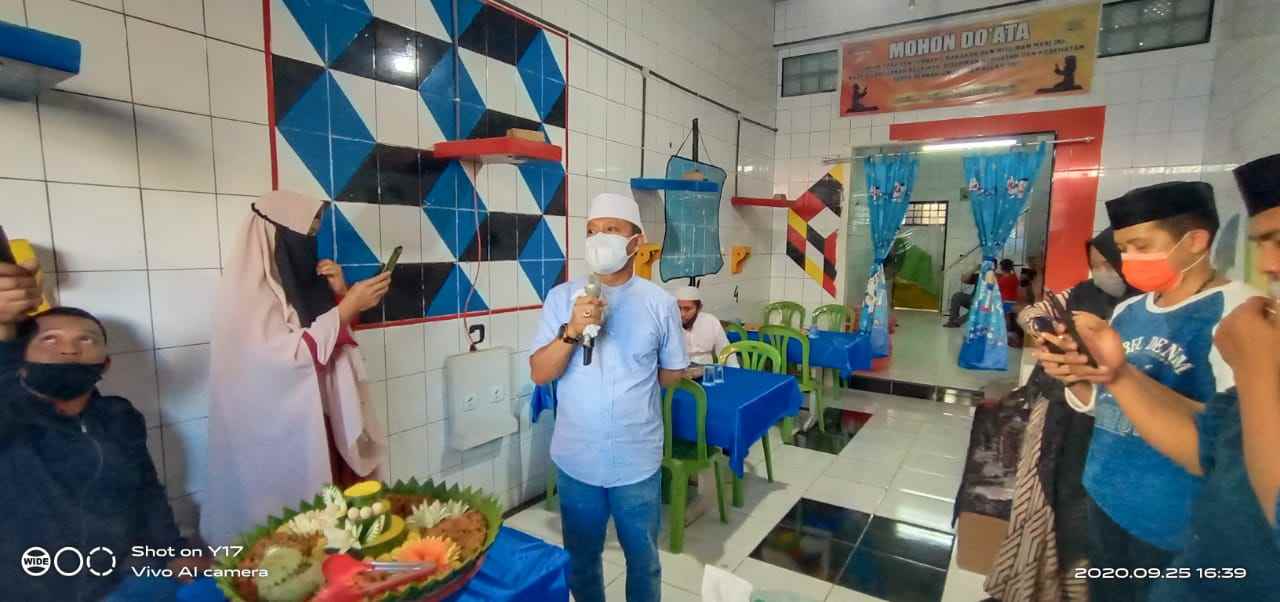 Resmikan Rumah Makan Gratis di Pinrang, ini Pesan Ustadz Das'ad Latif