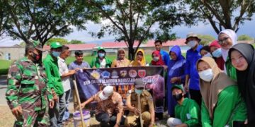 DPK KNPI KECAMATAN PA'JUKUKANG GANDENG MAHASISWA UIN ALAUDDIN MELAKSANAKAN GERAKAN MENANAM 1000 POHON.