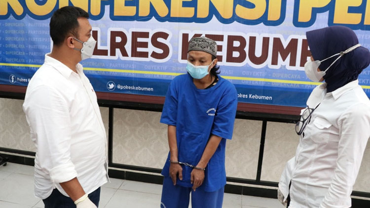 Cabuli 4 Orang Bocah, Dukun ini Mengaku Mentrasfer ilmu Hikmah ke Tubuh Korban. (foto: istimewah)