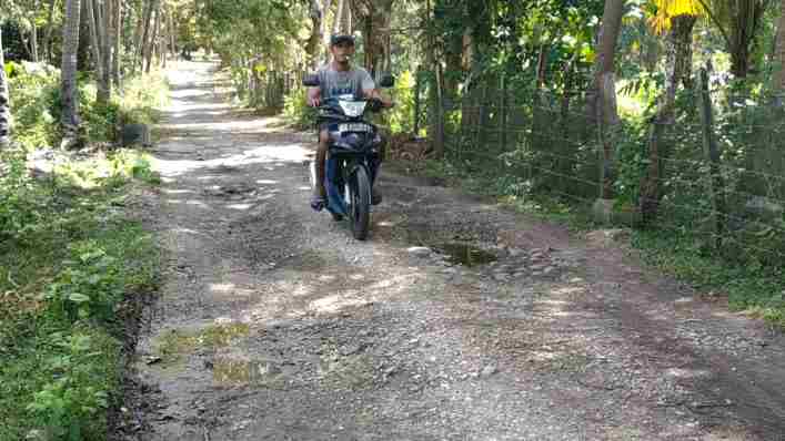 Akses Jalan di Jambuiya Selayar Rusak warga Kecewa Terhadap Pemerintah