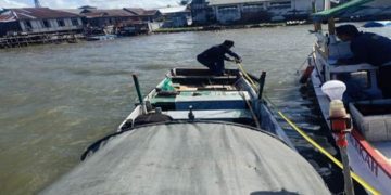 Tangkap Ikan Pakai Jaring Trawl, 5 Nelayan di Bone Ditangkap