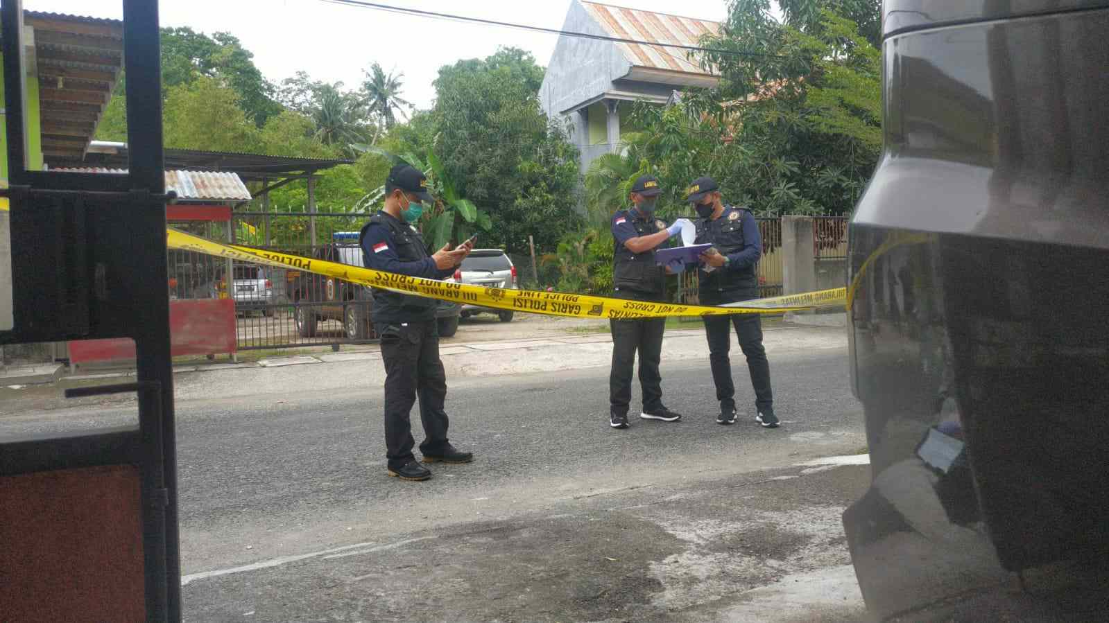 Mobil Pengacara di Selayar Diduga DIbakar OTK, Tim Labfor Polda Sulsel Cek Lokasi