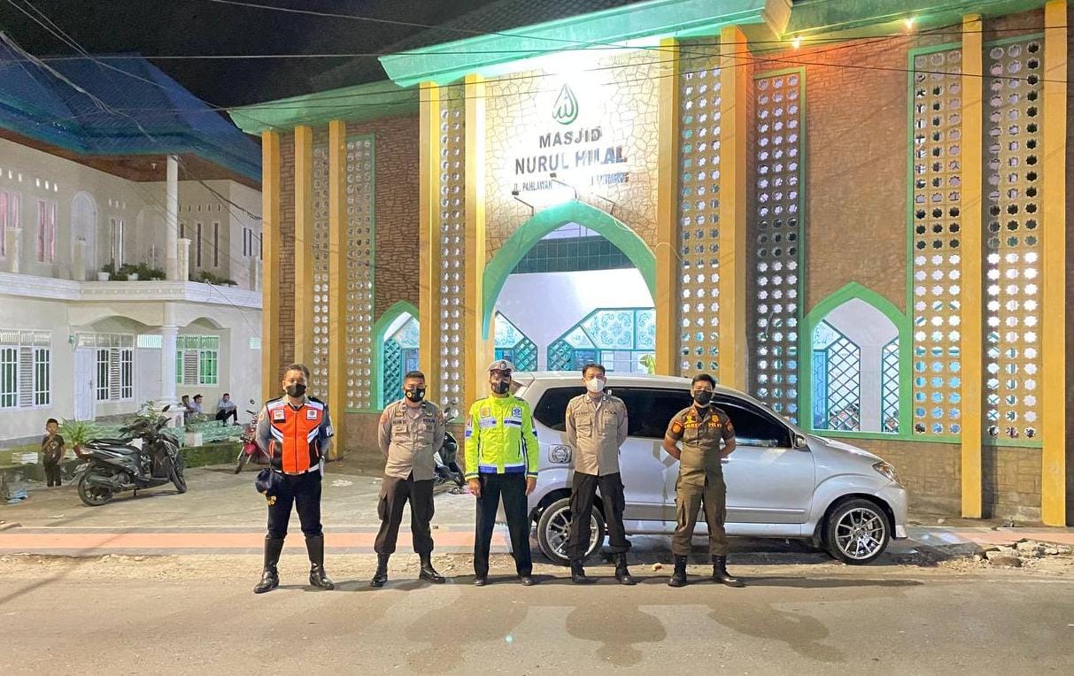 Pengamanan Tempat Ibadah Ramadhan 1443 H oleh Polres Bantaeng 