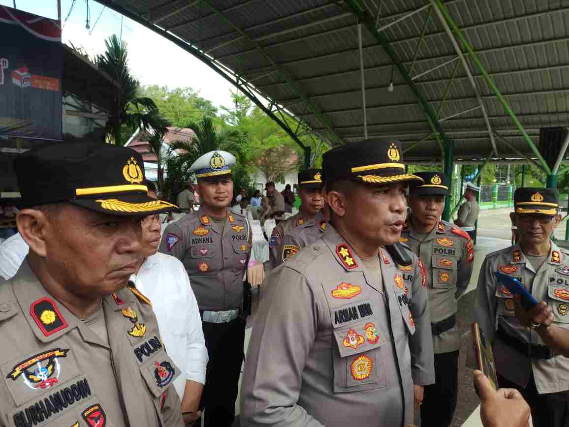 Polres Parepare Gelar Apel Operasi Mantap Brata 2023-2024, Siap ...