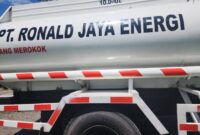 mobil tangki PT Ronald Jaya Energi. (foto: dok, istimewa)