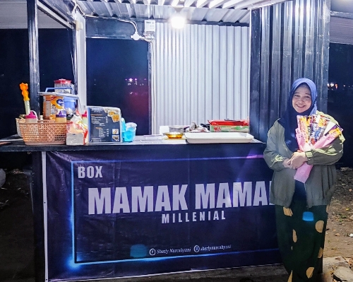 Owner Kedai Mamak Mamak Millenial, Sherly Nurcahyani. 