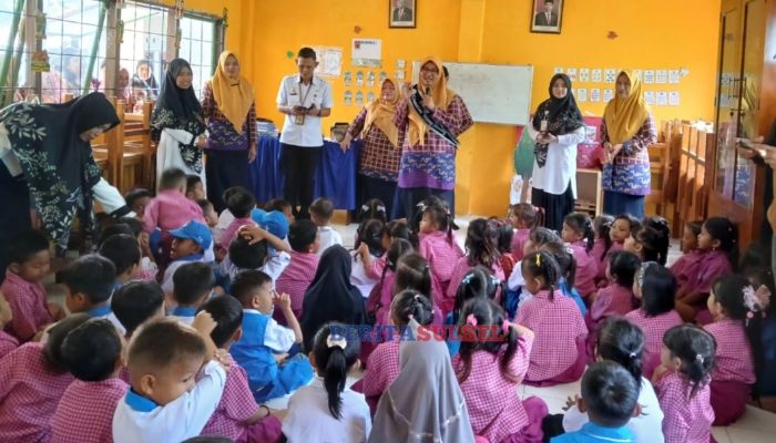 Bunda PAUD Kunjungi TK Negeri PGRI Desa Mojong Sidrap