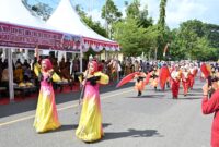 Foto: Aksi Pelajar di Sinjai Saat Mengikuti Lomba Drum Band 