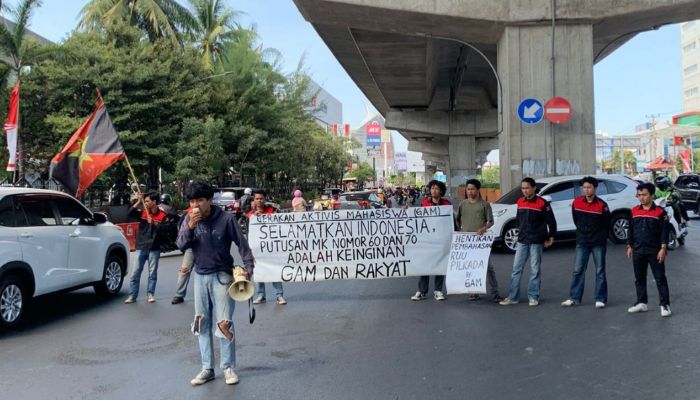 Mahasiswa demo di Makassar (foto: istimewa)