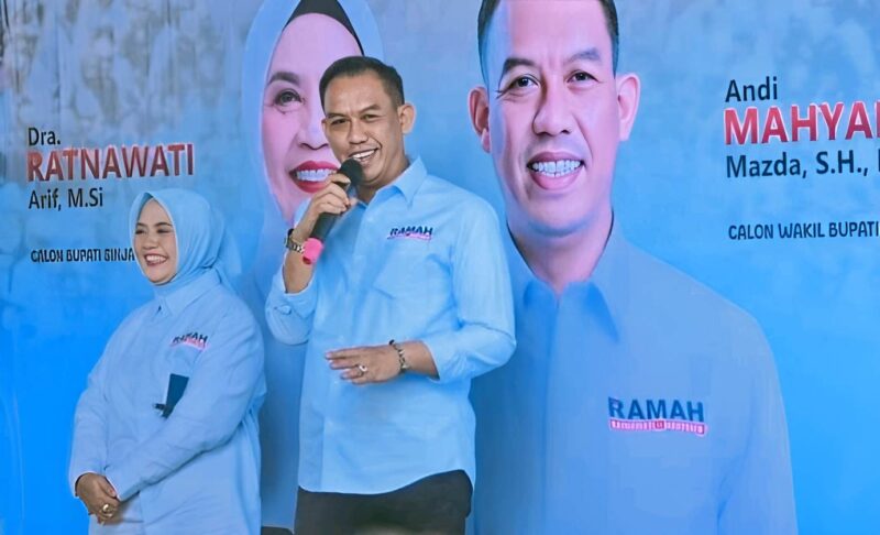 Pasangan Bakal Calon Bupati dan Wakil Bupati Sinjai, Ratnawati Arif-Andi Mahyanto Masda.