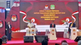 Debat Perdana Calon Bupati Sidrap. (Foto: Beritasulsel.com)