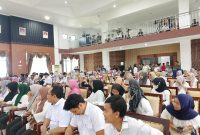 Suasana Ratusan Tenaga Non ASN Sinjai saat Audiens Bersama Penjabat Bupati terkait Nasibnya yang hilang dalam database BKN. (Foto: Asrianto)