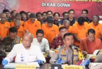 Kapolda Sulsel bersama Kapolres Gowa dalam giat Konferensi Pers pengungkapan kasus Uang Palsu 