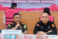 Kepala Kejaksaan Negeri Bantaeng, Satria Abdi, S.H., M.H bersama Kepala Seksi Tindak Pidana Khusus Kejaksaan Negeri Bantaeng, DR. Andri Zulfikar, S.H., M.H.