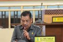 Anggota DPRD Sinjai, Muh. Dahlan saat Menyampaikan Masukan di Rapat Paripurna Laporan Hasil Reses Masa Sidang I Tahun 2025.