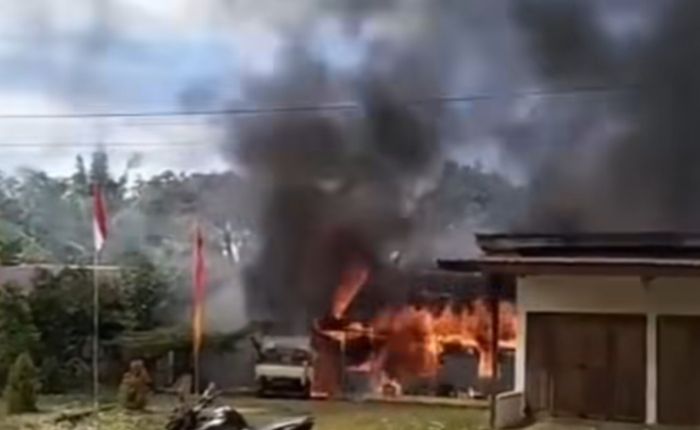 Rumah Aipda Jaslin Terbakar: 2 Mobil 2 Motor dan Emas juga ikut Ludes Kerugian Rp 800 Juta
