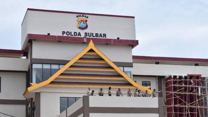Kapolda Sulbar Dimutasi ini Penggantinya
