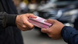 Pria di Sidrap Ngaku Diperas Oknum Polisi Polda Sulteng di Posko Resmob Pinrang, Rp600 Juta dan 31 HP Raib