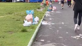 Sampah Berserakan di Lapangan Andi Makkasau, Warga Parepare Keluhkan Bau Tak Sedap
