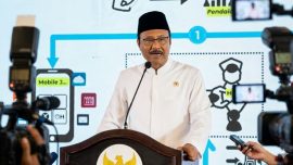 Anggaran Sepatu Sekolah Rakyat Rp27 Miliar Disorot, Mensos Siap Lapor KPK dan Diaudit
