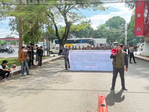 Demo Jilid III di Polda Sulsel, KKMB Minta Penambang Ilegal di Bulukumba Ditersangkakan