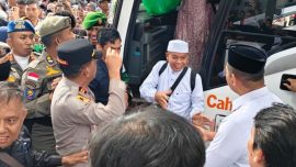 Haru dan Bangga Sambut 321 Jemaah Haji Bantaeng, Bupati Uji Nurdin Singgung Predikat Paling Disiplin