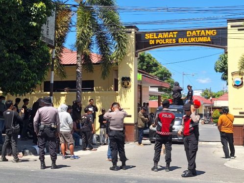 Lembaga PATI Demo Polres Bulukumba, Desak Kapolres Sikat Mafia dan Pelangsir BBM